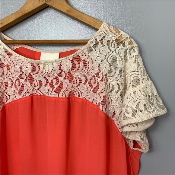 Anthropologie Maeve coral top with cream lace - Picture 2 of 7